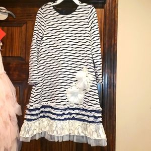 Isobella & Chloe white navy 3D tulle flower dress cy